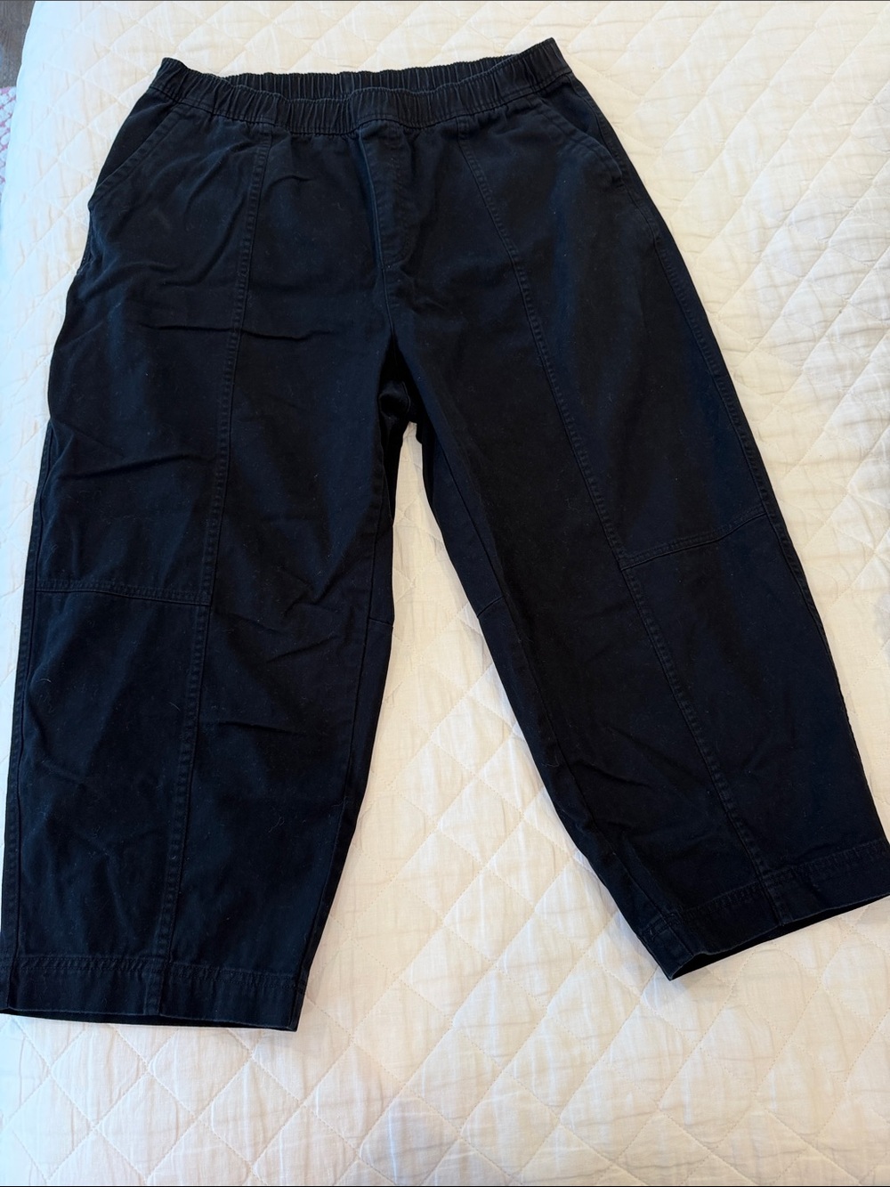 Old Navy Black Cargo Capris with Elastic Waist